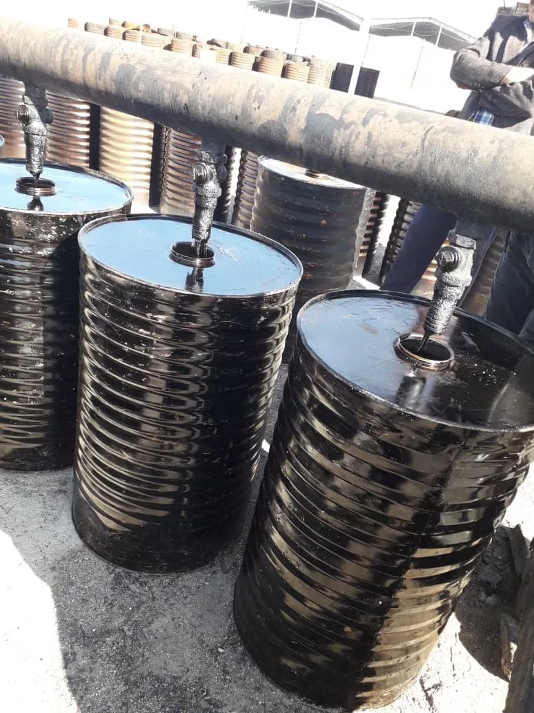Bitumen drums and packing for construction supply